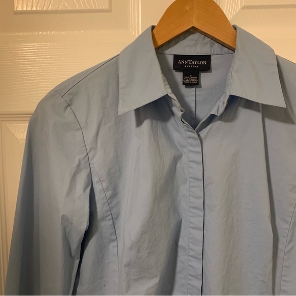 Ann Taylor (Size 4) Baby Blue Long Sleeve Button Up Shirt - Picture 5 of 6